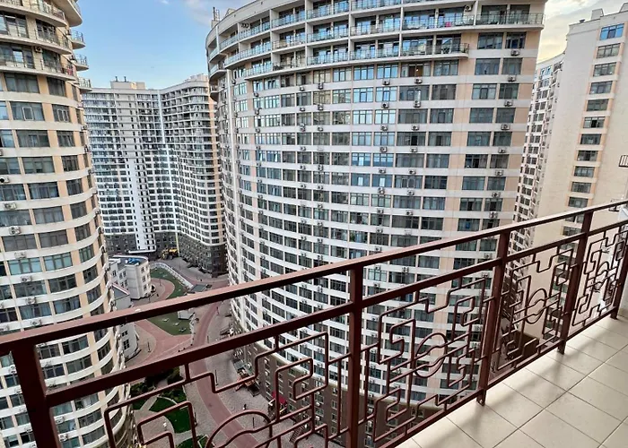 аркадия, каманина! вид на море! жк 27 жемчужина, паркинг! Apartment Odessa